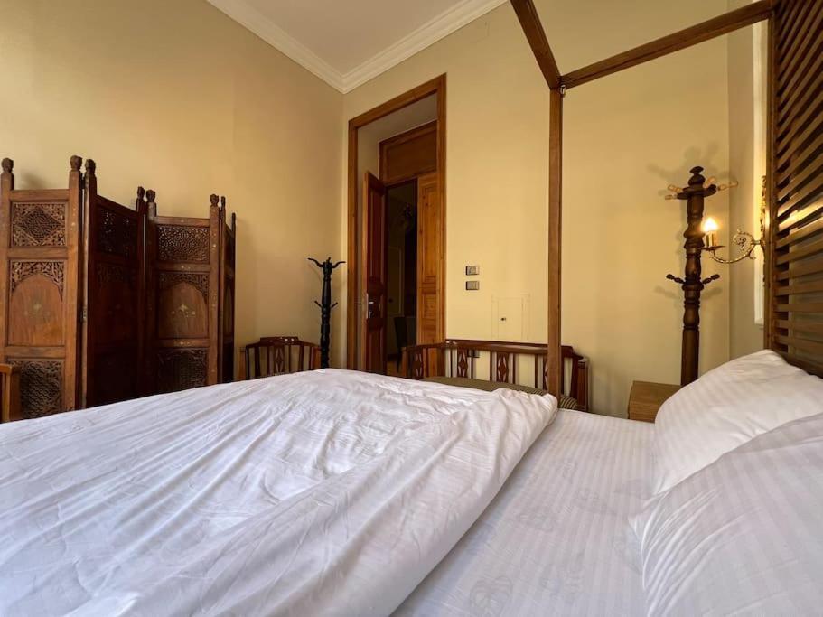 Authentic 3Br Apartment In Downtown, Каир Экстерьер фото