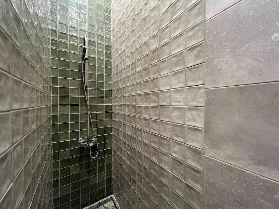 Authentic 3Br Apartment In Downtown, Каир Экстерьер фото