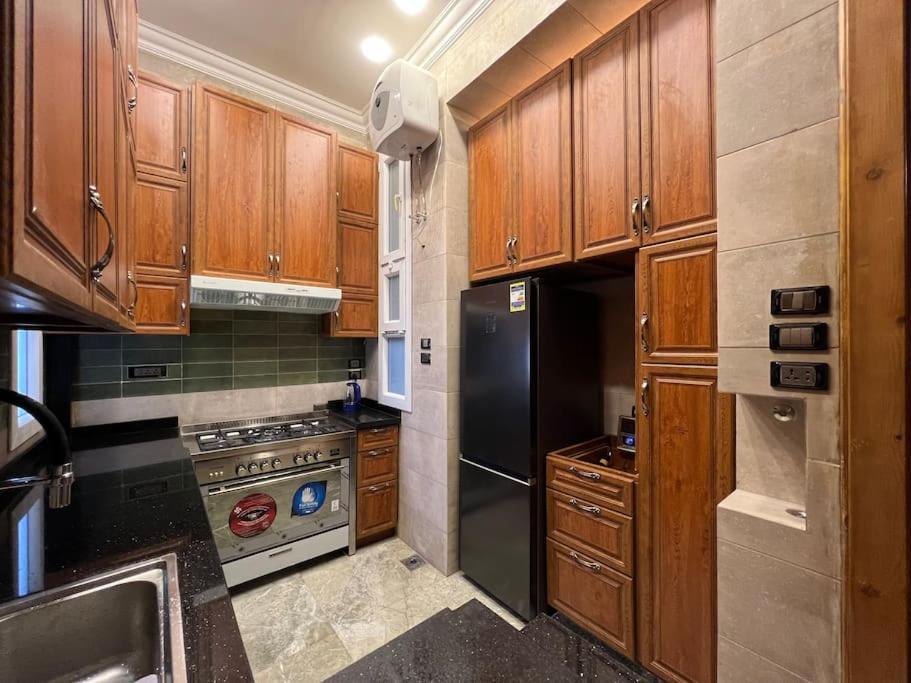 Authentic 3Br Apartment In Downtown, Каир Экстерьер фото
